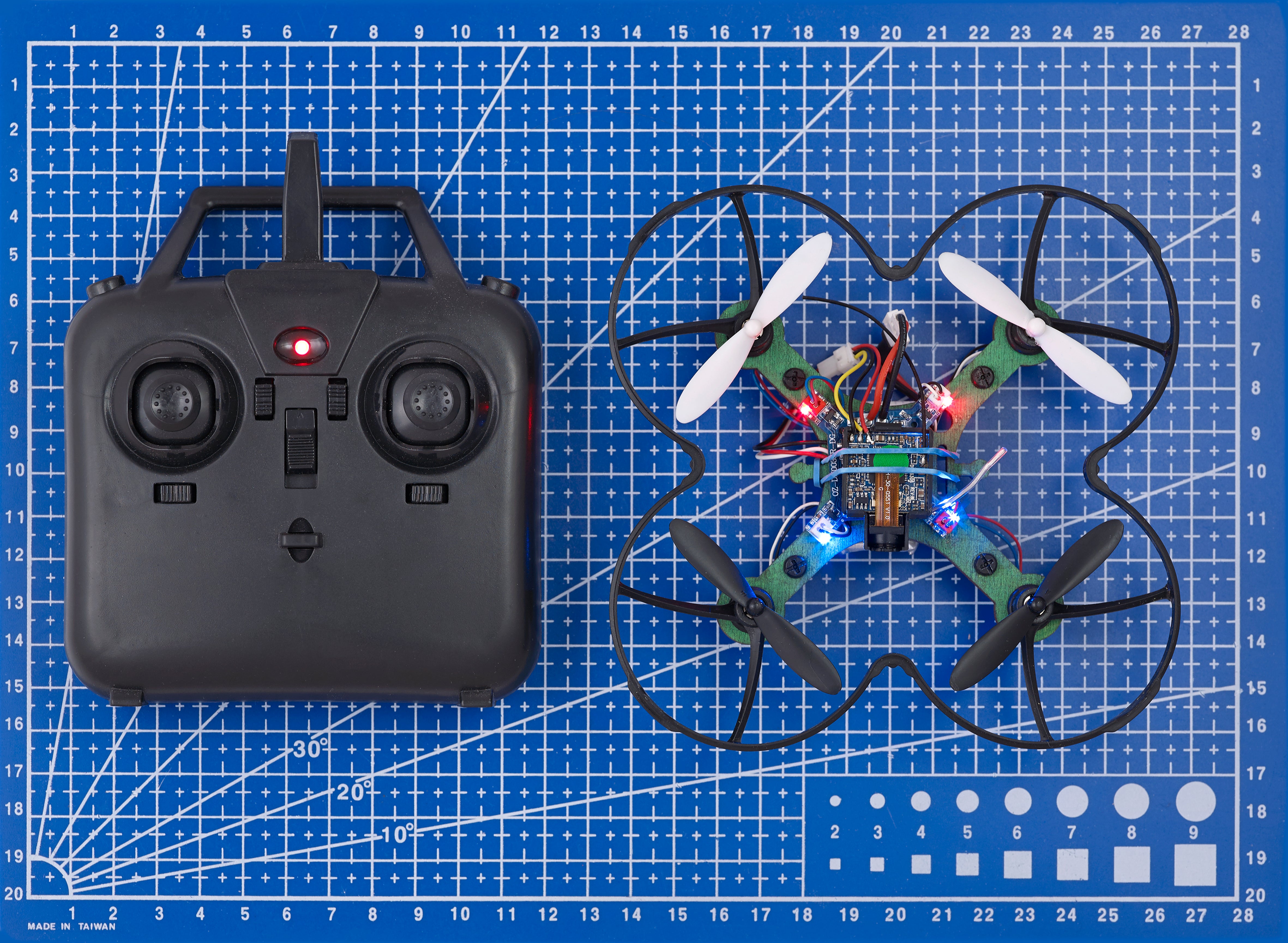 Kolibri Drone Klassesett med ekstra batteri og multilader