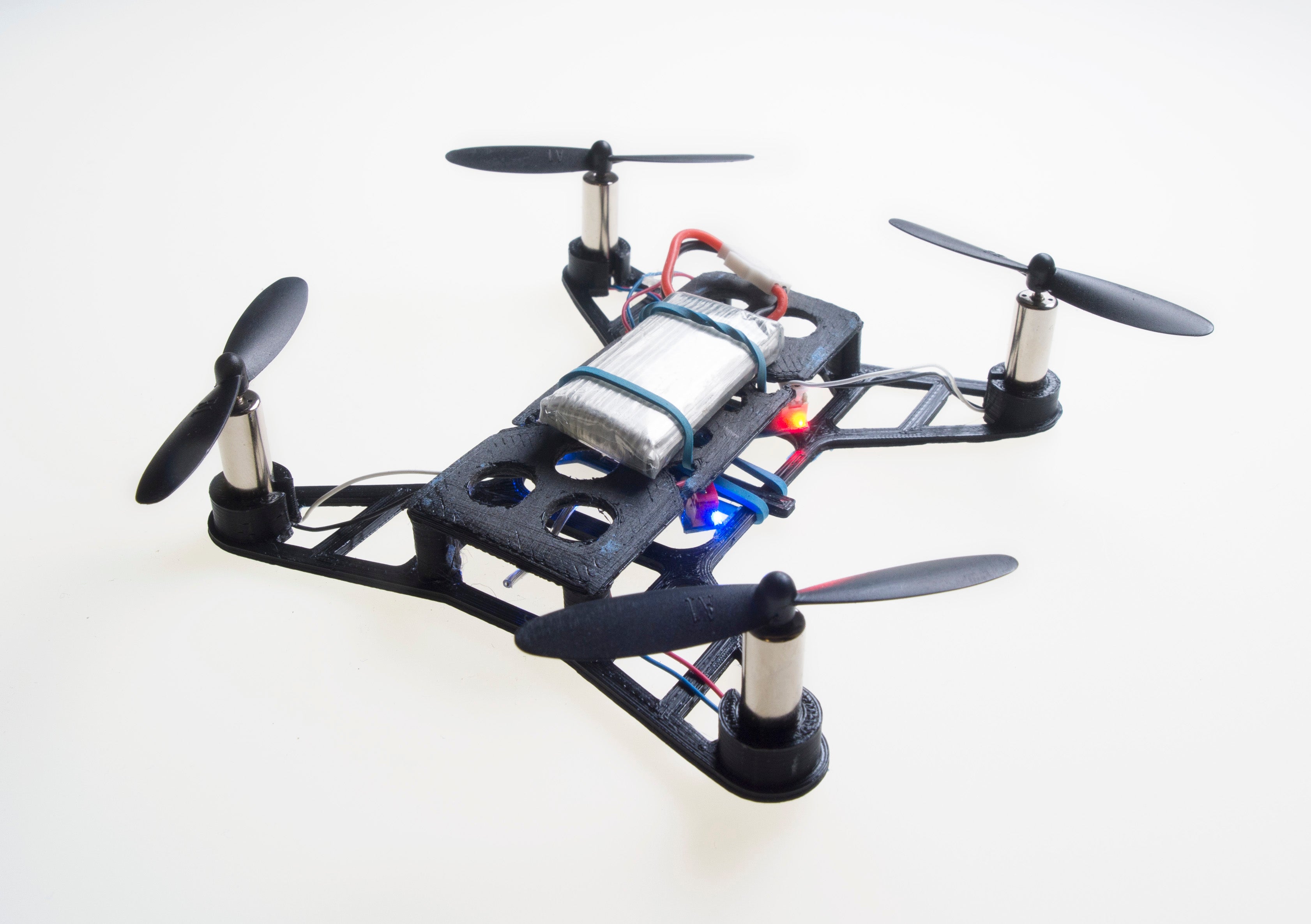 Kolibri makerspace pakke: 6 Kolibri dronebyggesett, for laserkutter eller 3d-printer